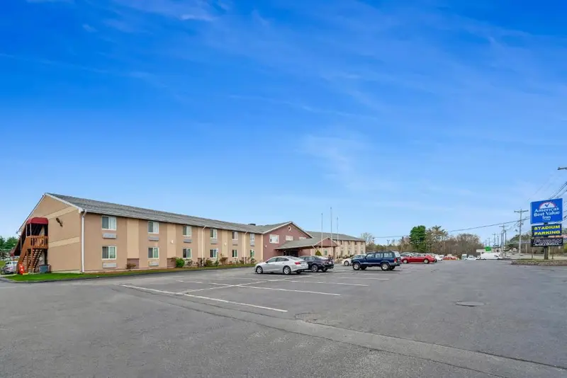 Americas Best Value Inn Foxboro, photo 1