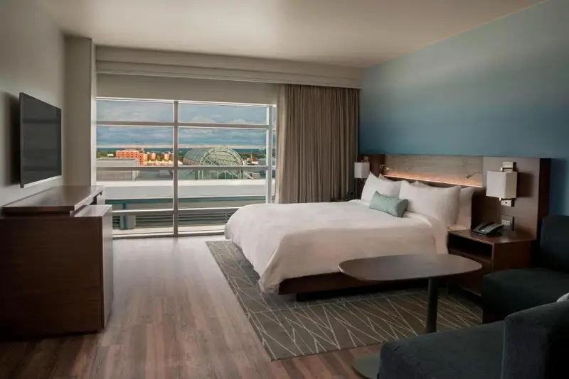 Buffalo Marriott at LECOM HARBORCENTER, photo 2