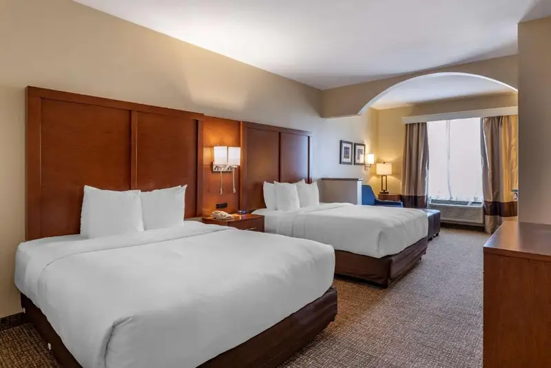 Comfort Suites Houston near Medical Center- NRG Stadium, photo 2
