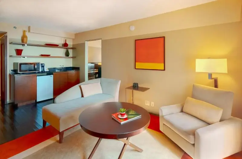 Crowne Plaza - Chicago West Loop by IHG, photo 3