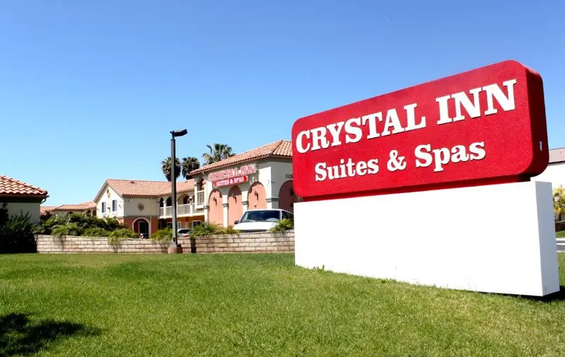 Crystal Inn Suites & Spas, photo 1