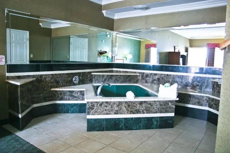Crystal Inn Suites & Spas, photo 3