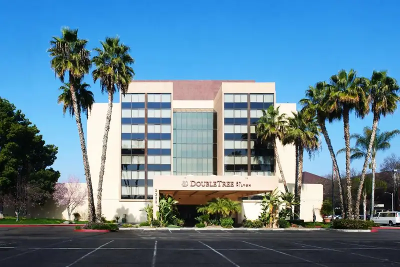 DoubleTree by Hilton Fresno Convention Center, photo 1