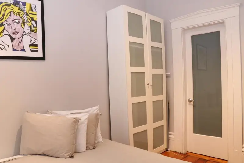 Downtown Beacon Hill, Convenient, Comfy Studio #1, photo 1