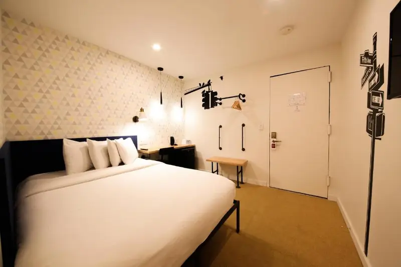 Doxie Hotel, photo 1