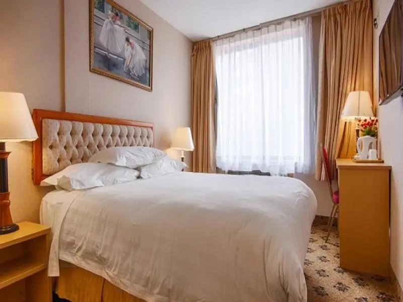 Flushing Hotel, photo 2