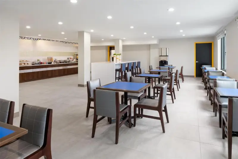 GLō Best Western Bronx NYC, photo 4