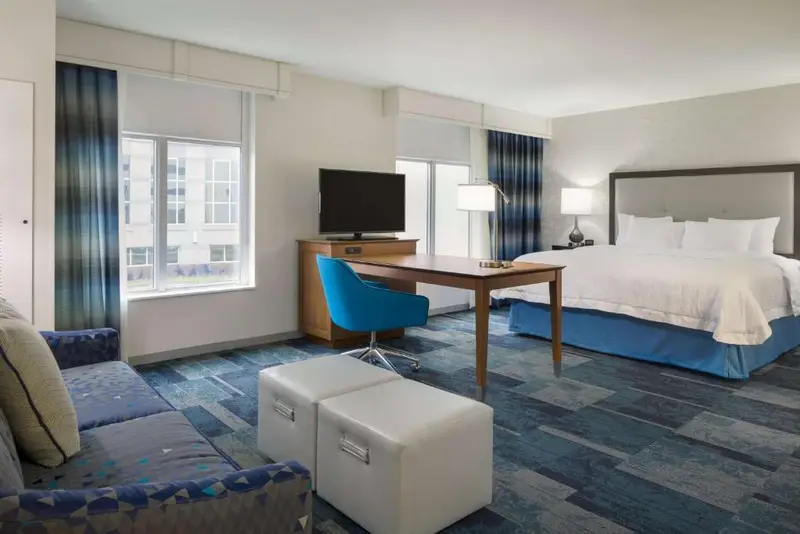 Hampton Inn & Suites Rosemont Chicago O'Hare, photo 2
