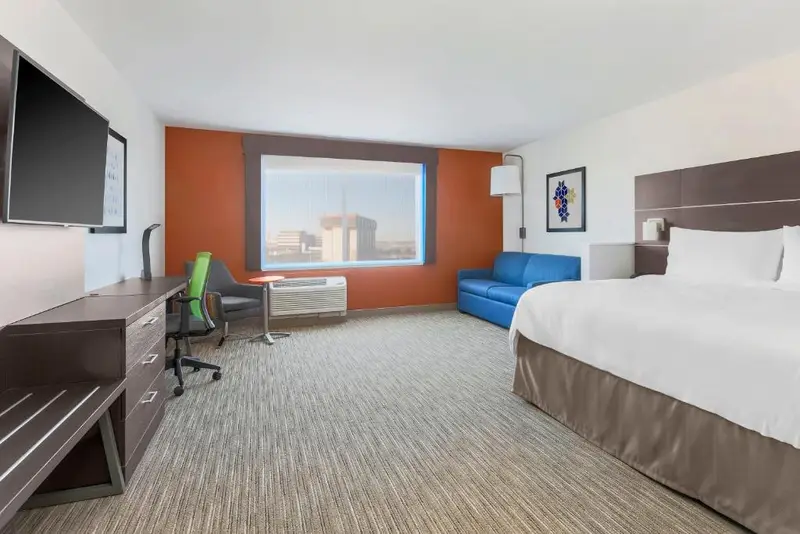Holiday Inn Express & Suites Chicago O'Hare Airport by IHG, photo 2