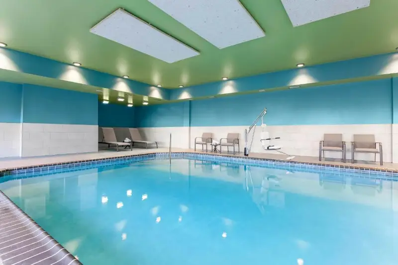 Holiday Inn Express & Suites Chicago O'Hare Airport by IHG, photo 4
