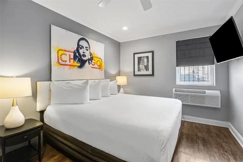 Hotel Chicago West Loop, SureStay Collection by Best Western, photo 1