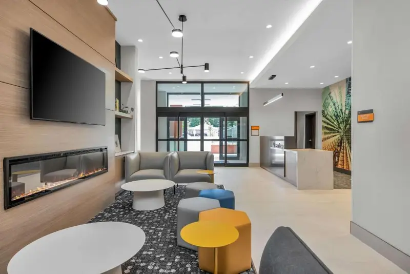 La Quinta Inn & Suites by Wyndham San Jose Airport-Downtown, photo 4