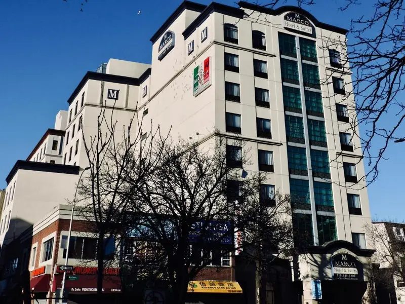 Marco LaGuardia Hotel & Suites, photo 1