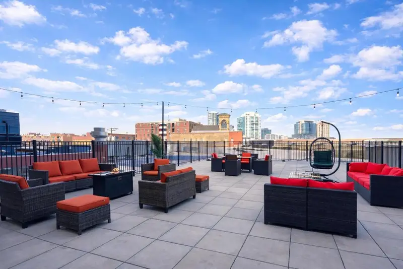 McCormick Suites by Slumber Stay, photo 4