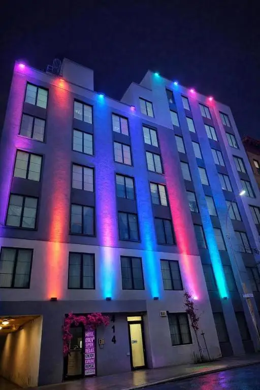 Rose Hotel Near Yankee Stadium, photo 1