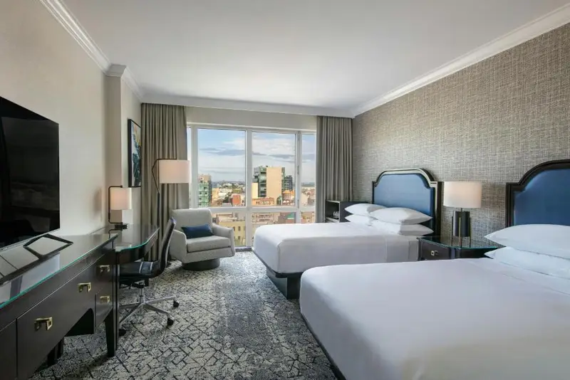 Sheraton LaGuardia East Hotel, photo 2