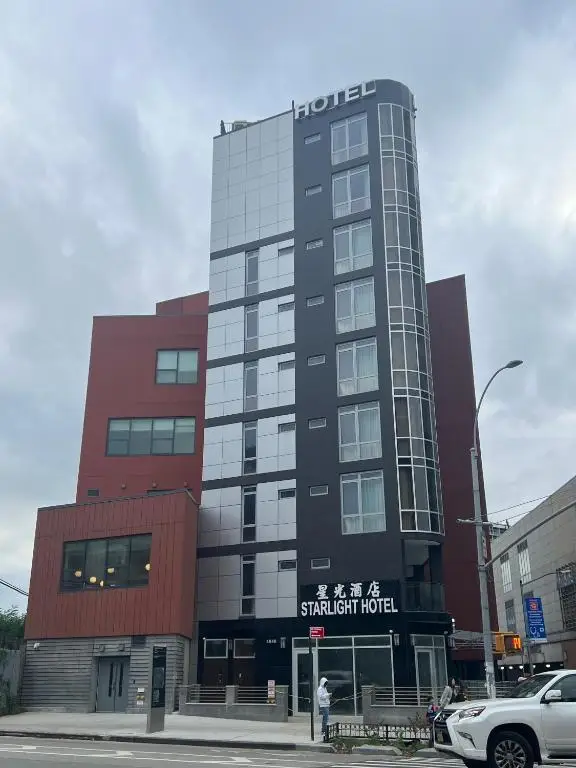 Starlight Hotel Near LGA Airport, photo 1