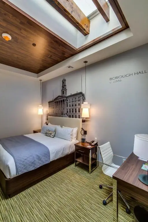 The Brooklyn, photo 2
