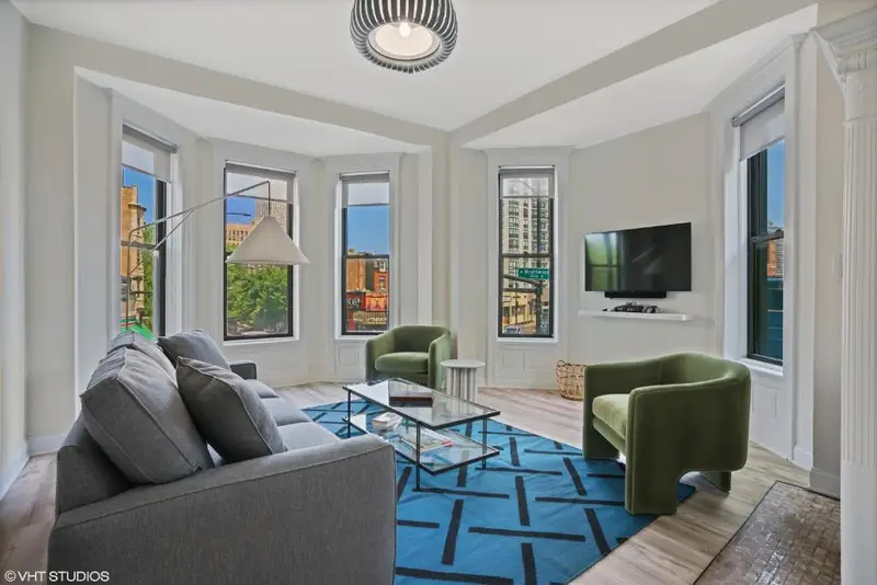 The Neighborhood Hotel - Lincoln Park LP, photo 3
