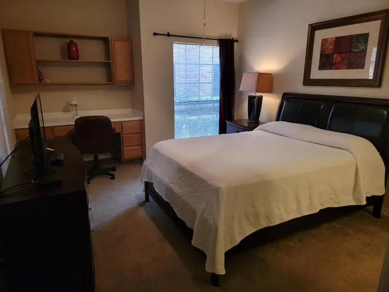 The Reside Fully Furnished Condos - Medical Stays Welcome, photo 2