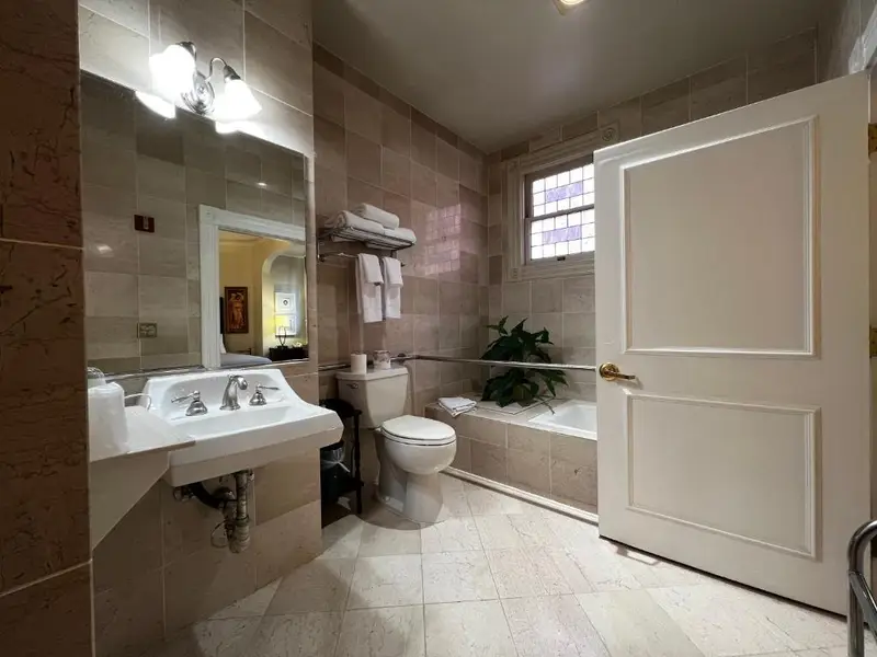 The Sterling Hotel, photo 4